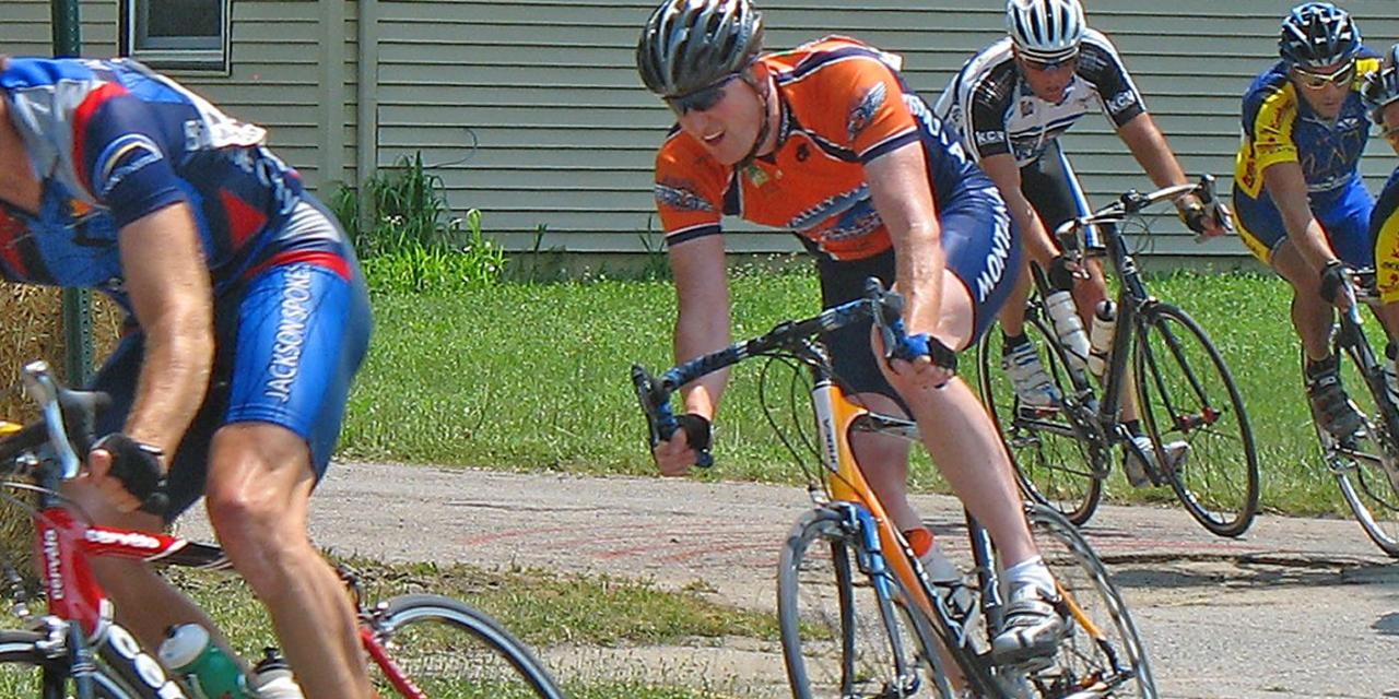 Wielrenners en mountainbikers onderschatten kans op ernstig hoofdletsel